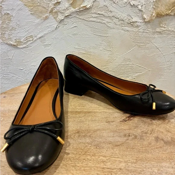 Tory Burch Black Leather Flats with Bow 7.5 - Picture 5 of 9